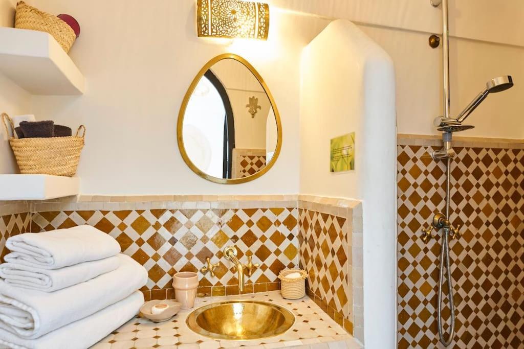 Riad Miloud En Exclusivite 10 P Au Coeur De La Medina Марракеш Екстер'єр фото