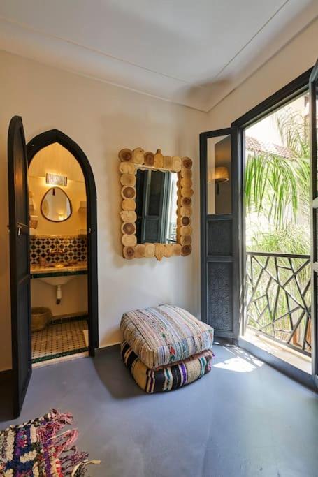Riad Miloud En Exclusivite 10 P Au Coeur De La Medina Марракеш Екстер'єр фото